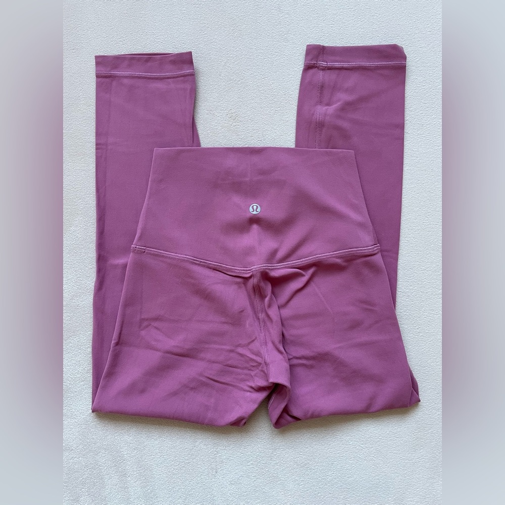Lululemon Align Crop 21” Size 2 Pink